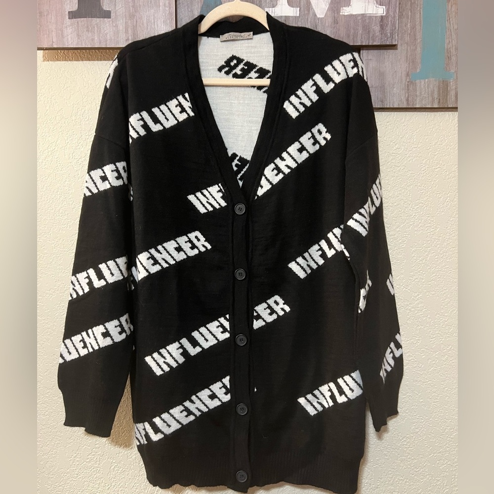 Nicolas made in Italy Influencer Cardigan, size M